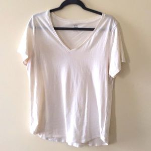 White Old Navy Relaxed Tee